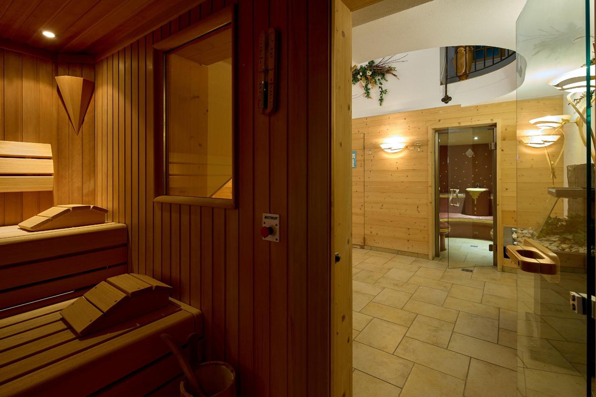 Montafon Moments Hotel Gortipohl Exterior foto